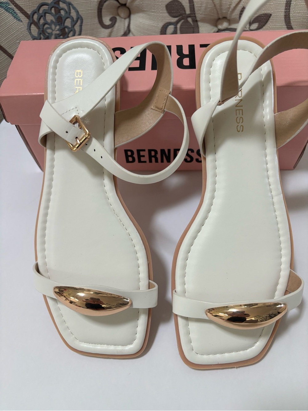 Women’s white sandals